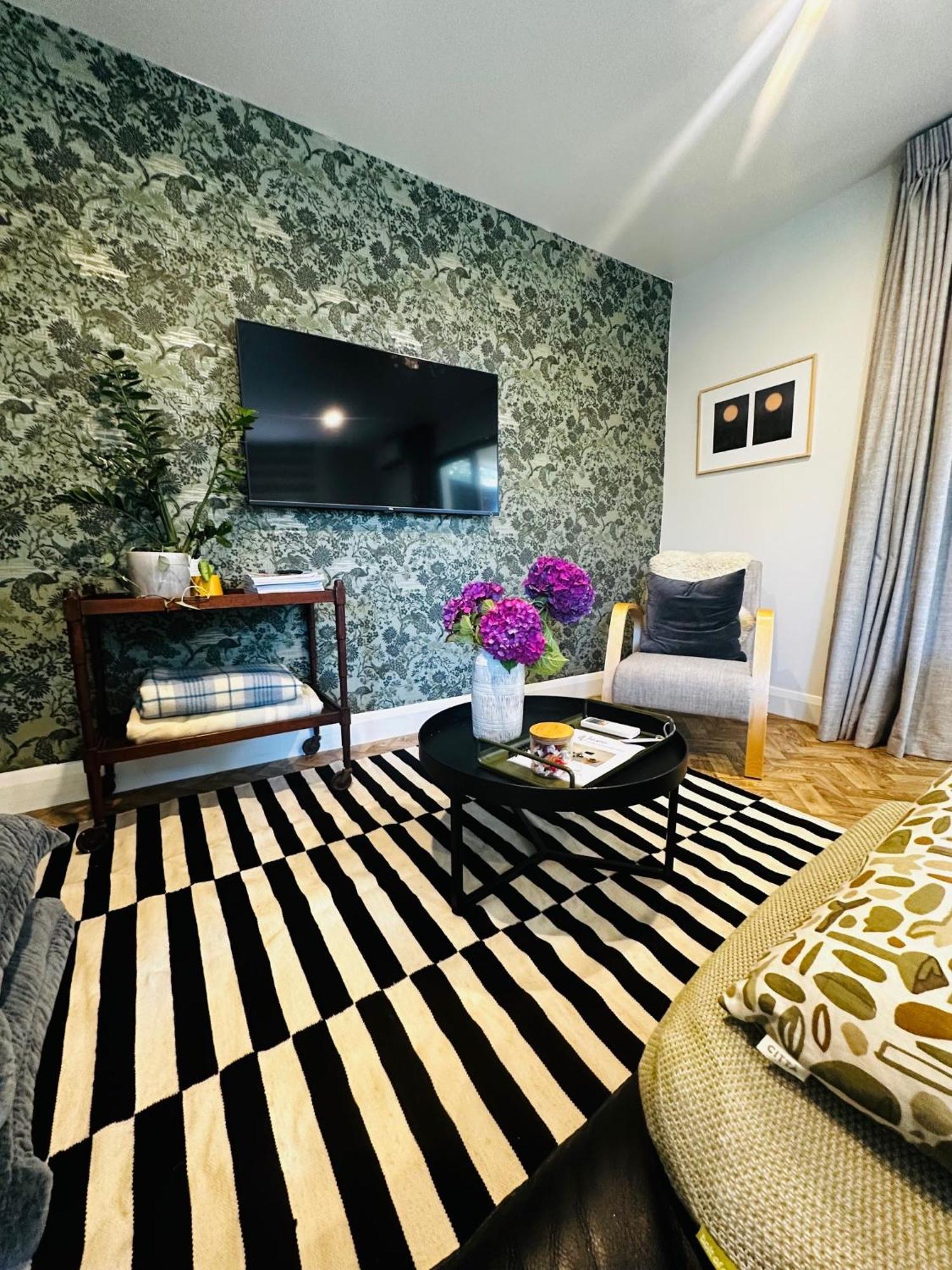 2 Bed Beckenham Beauty - Pet Friendly Villa Christchurch Buitenkant foto